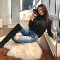 Yenişehir'deki Pırıltılı Anlarınız İçin Escort Bayan