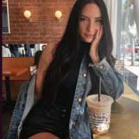 Yenişehir'deki Pırıltılı Anlarınız İçin Escort Bayan